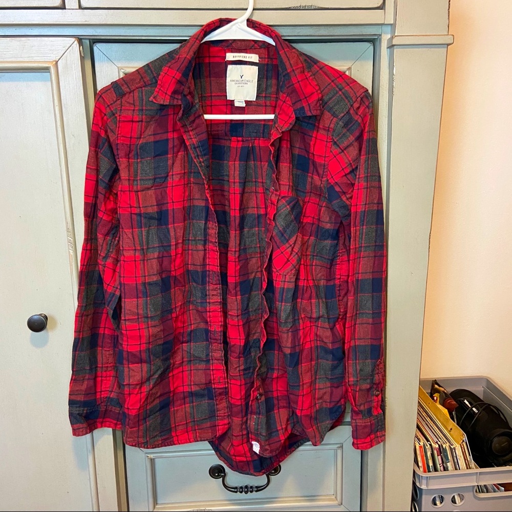 American Eagle Red & Black Plaid Button Up